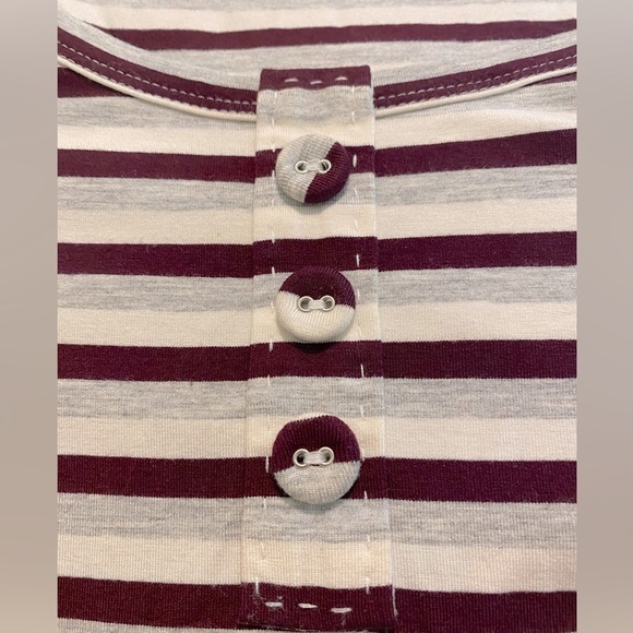 ST. JOHN Yellow Tag Burgundy Gray Cream Striped Short Sleeve Top Size Large - Picture 7 of 12